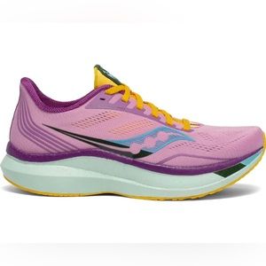 Excellent used condition Saucony Endorphin Speed Women’s Size 9.5